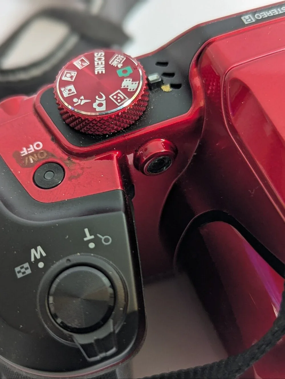 Nikon Coolpix B500 16MP Digital Camera Red 40x Optical Zoom 3” LCD Tested W Box